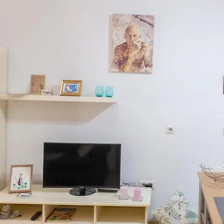 Holidays2malaga Alameda Capuchinos 1 Bed & High Speed Wifi Apartment *